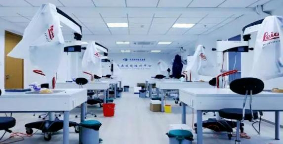 廈門(mén)眼科中心